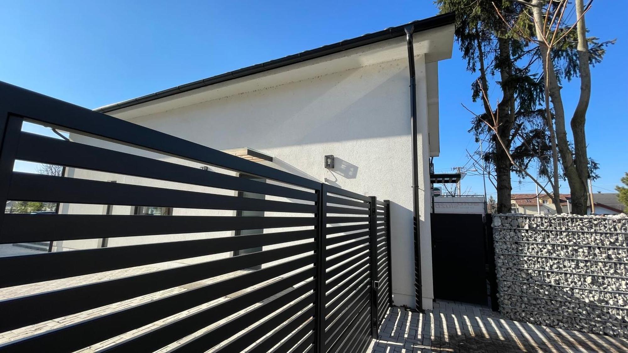 House Flow, 3 Room, Free 2 Parking Братислава Екстериор снимка