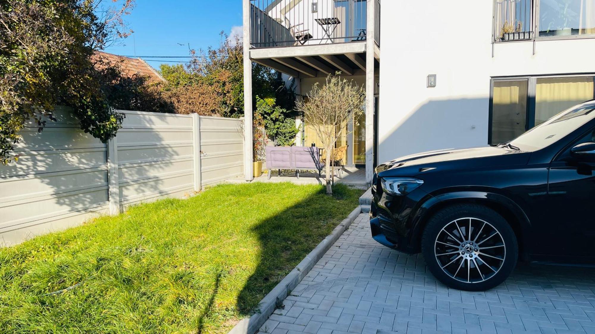 House Flow, 3 Room, Free 2 Parking Братислава Екстериор снимка