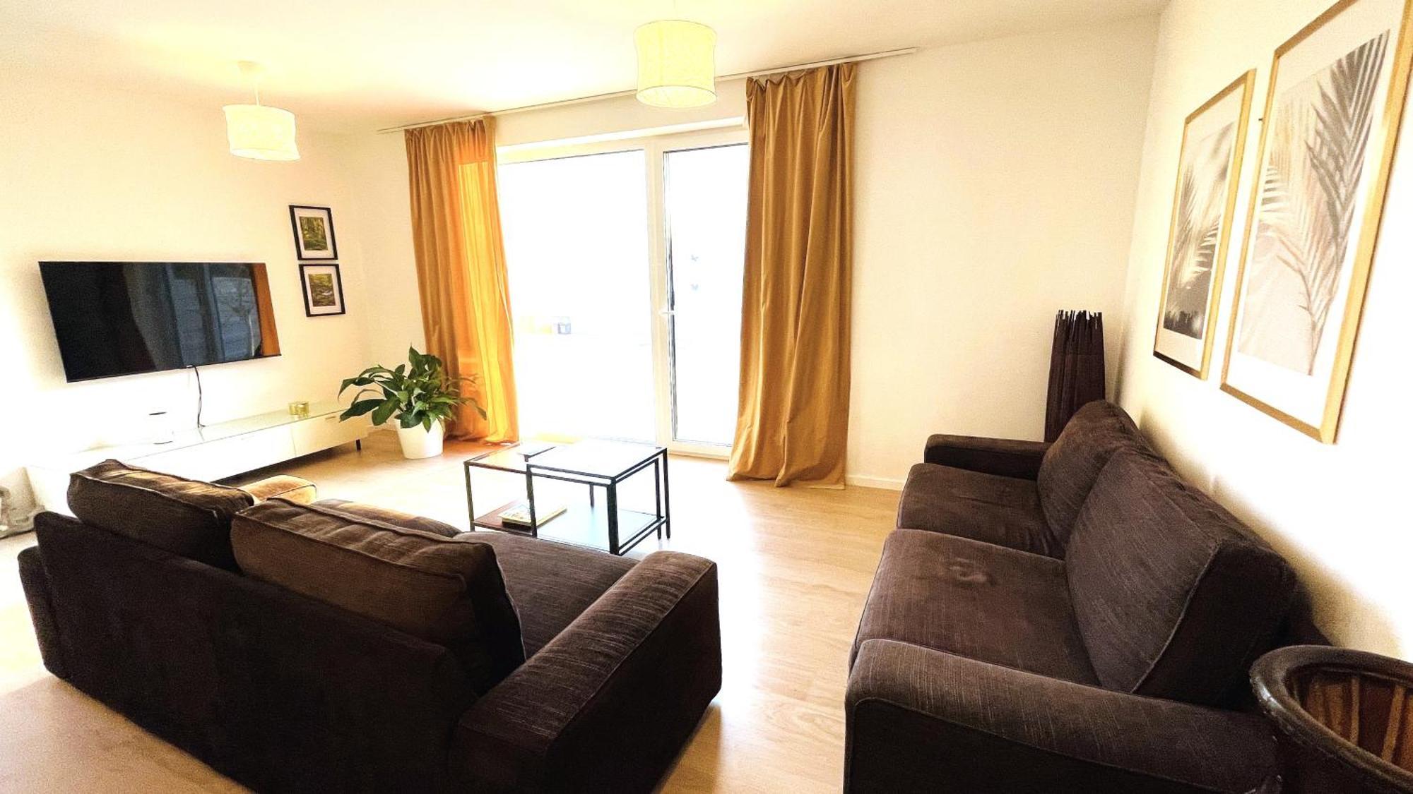 House Flow, 3 Room, Free 2 Parking Братислава Екстериор снимка