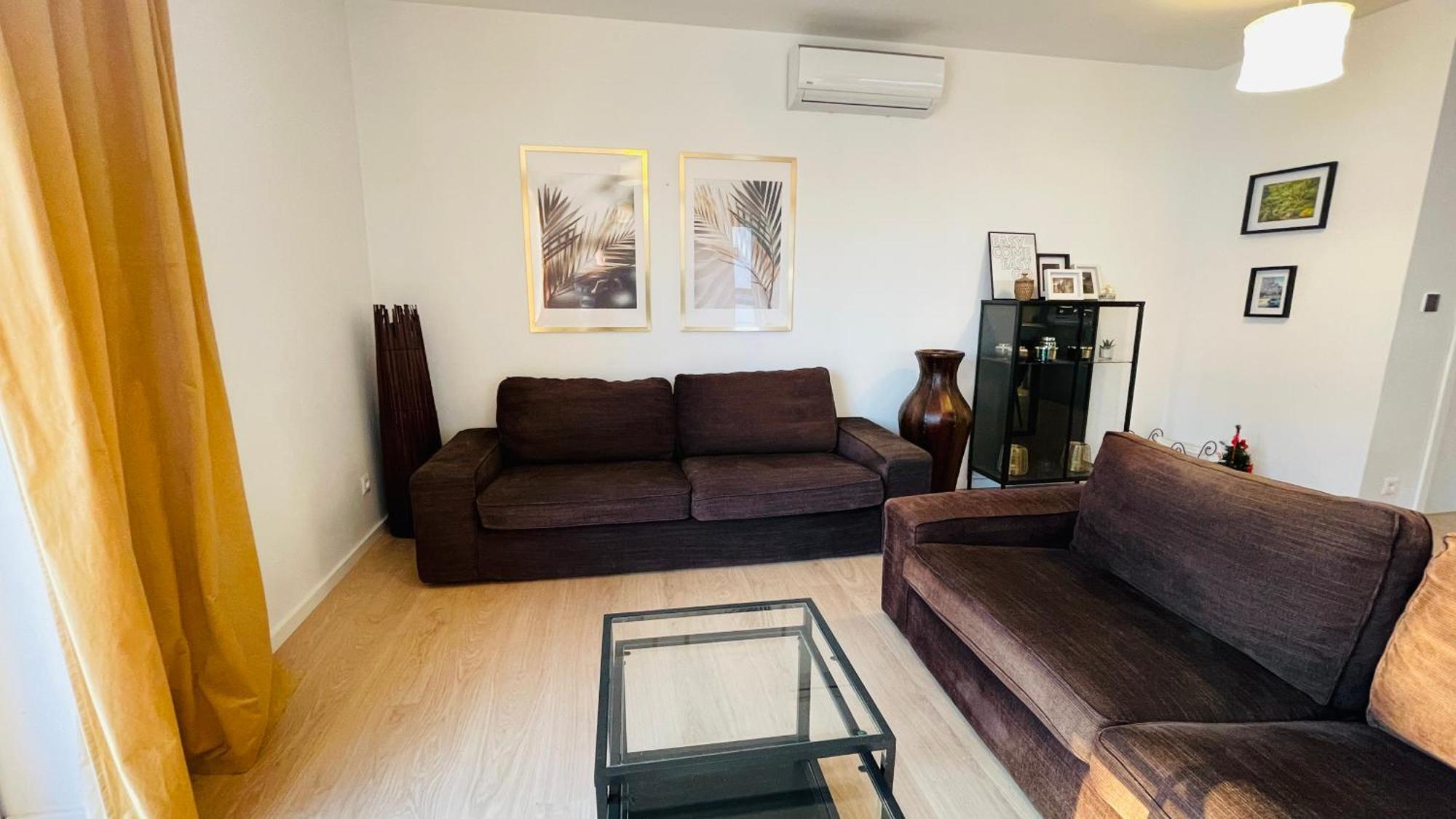 House Flow, 3 Room, Free 2 Parking Братислава Екстериор снимка